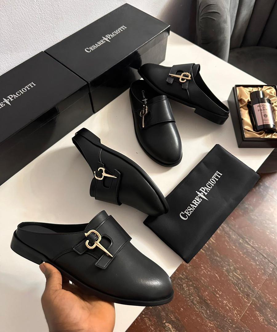 Luxury men’s half shoe