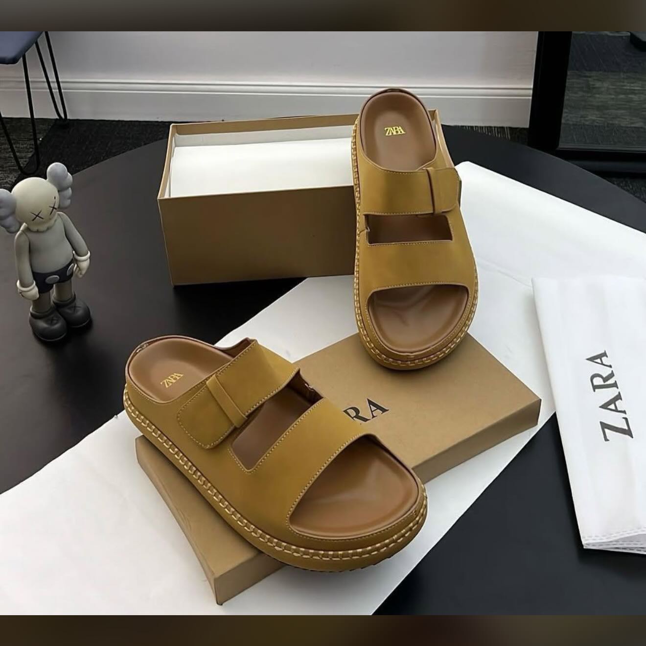 Zara Men’s Padded Double-Strap Sandals